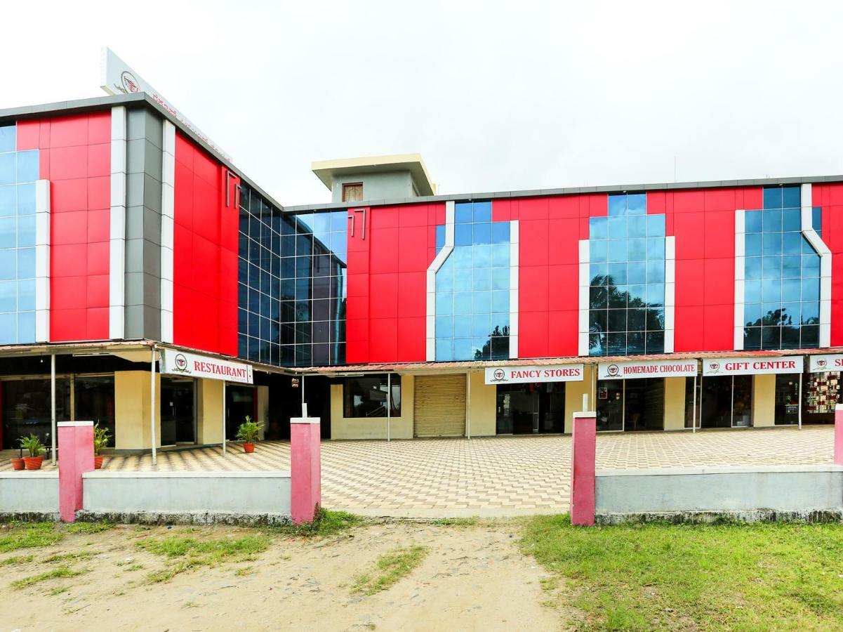 Oyo 9262 Recluse Premiere Hotel Kushalnagar Exterior photo